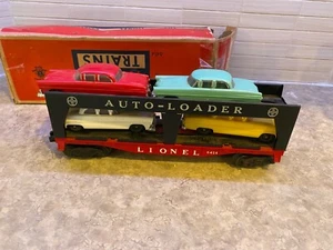 Lionel 6414 Auto Loader with four Lionel Autos - Yellow White Teal Red - Bild 1 von 6