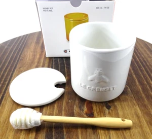 Le Creuset Stoneware 14oz Honey Pot with Silicone Honey Dipper, White NEW IN BOX - Picture 1 of 6