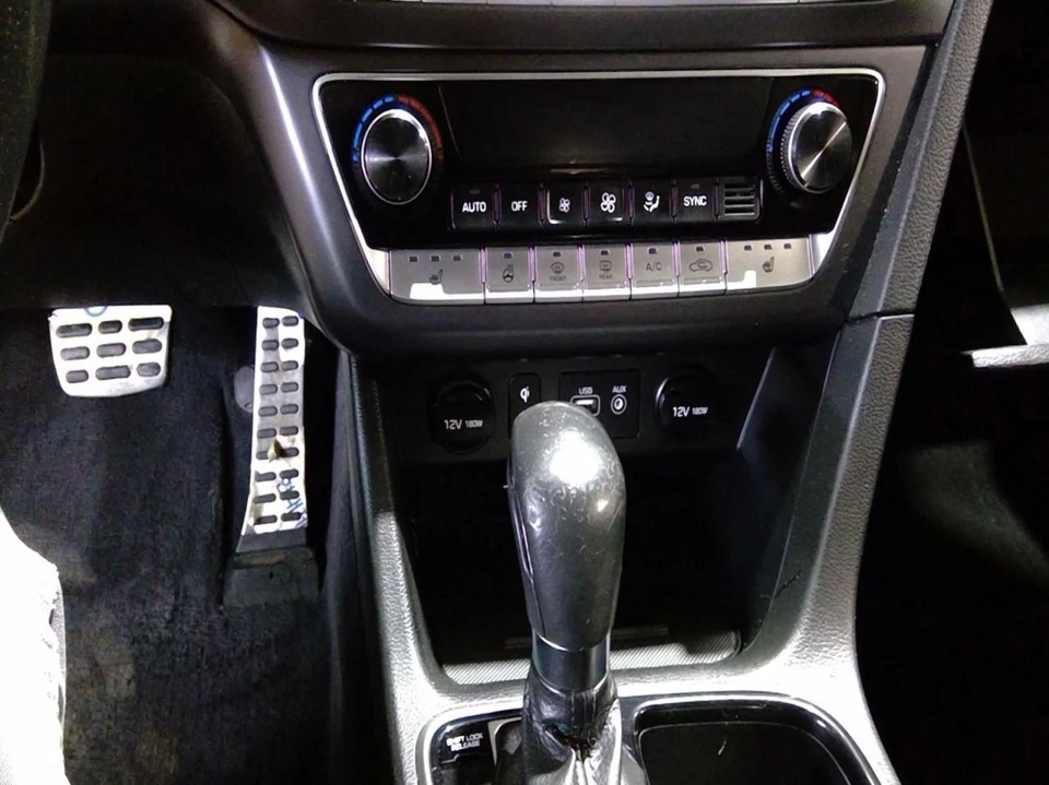 Temperature Control Market US Built ID 97250C2BB0 Fits 18-19 SONATA 975553 - Image 1 of 1