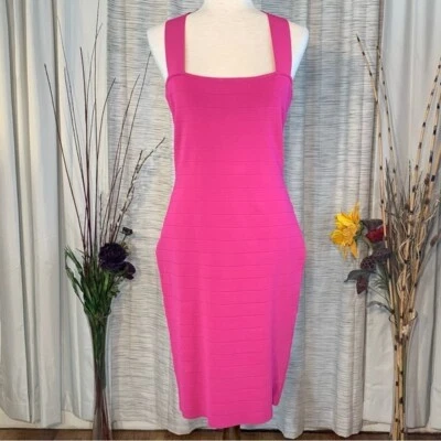 Andrew Marc Vestido ajustado rosa liso sin mangas nuevo con etiquetas. Foto 1 de 4