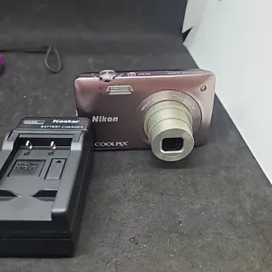 Nikon COOLPIX S4300 PLUM Touchscreen Digital Camera TESTED- With Charger - Picture 1 of 6