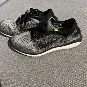 Nike Free RN Flyknit schwarz grau, EU 38,5 US 7,5 - Bild 1 von 4