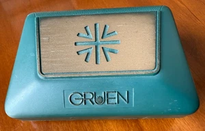 Vintage Gruen Precision Green Watch Box - Clam Style - Picture 1 of 7