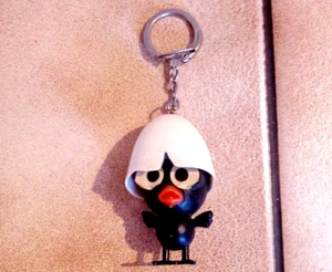 Vintage Calimero Chick Bird Egg Plastic Keyring 1970s TV - Rare - Picture 1 of 6