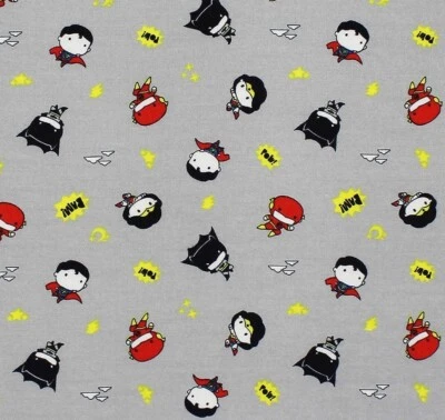 Pequeños superhéroes en tela de franela de algodón gris por yarda Foto 1 de 3