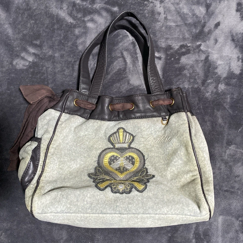 Bolso Monedero Vintage Juicy Couture Daydreamer Scotty Dog Terciopelo Gris Y2K Foto 1 de 4