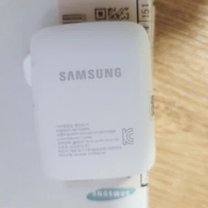 Genuine Charging dock EP-BR750BWK for Samsung Galaxy Gear S Smart Watch - Zdjęcie 1 z 2