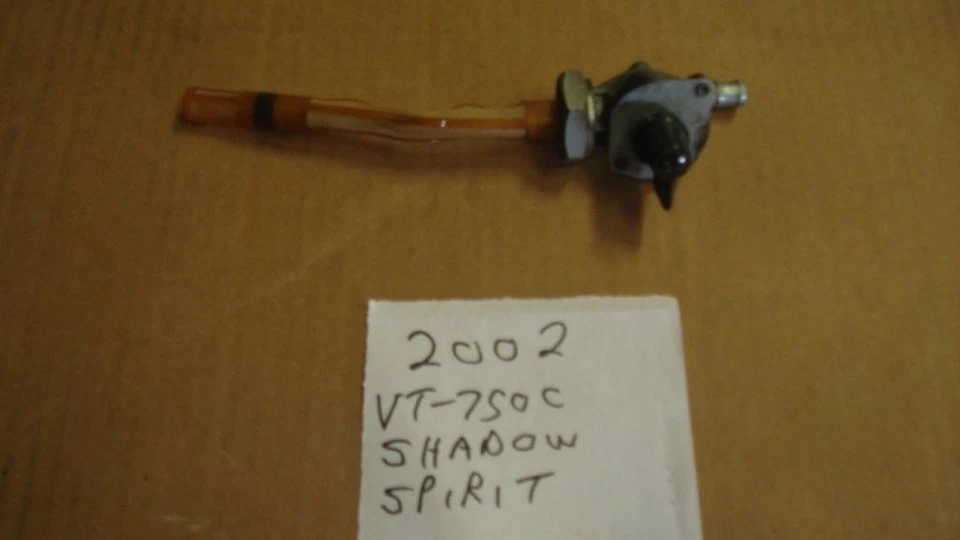 Honda VT750 Shadow Spirit combustível desligado - Imagem 1 de 1