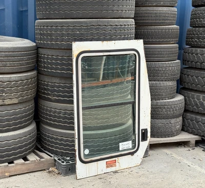 Puerta de pasajero Athey Mobil Foto 1 de 4