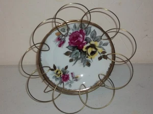 Vintage Marco Ceramic 5 3/4" Floral Plate Decorative 8 1/4" Metal Display Frame - Picture 1 of 7