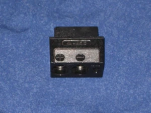 JL Audio Genuine Power Harness Adapter Connector Plug HD 600/4 - Picture 1 of 2