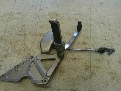 1991-1993 Suzuki Bandit 400 GSF400 Conjunto de palanca de cambios de clavija delantera izquierda del conductor Foto 1 de 4