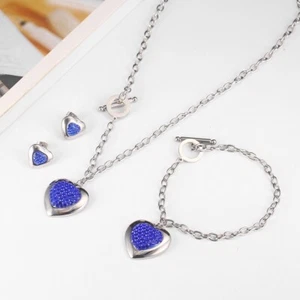 Conjunto de colgante pendientes y pulsera corazón acero quirurgico - Imagen 1 de 5