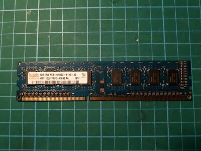 MEMORIA   1 GB DDR3 HYNIX PC3 10600U 1333 MHz 240 PIN DESKTOP - Immagine 1 di 3