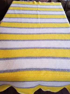 Manta artesanal vintage afgana amarilla blanca ganchillo rayas decoración del hogar Foto 1 de 4