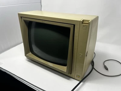 Apple Monitor II (A2M2010, 1980s) Phosphor CRT Display for Apple II / IIe / II+ - Image 1 of 4