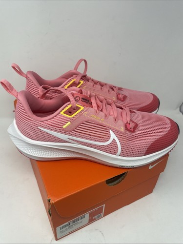 Scarpa da corsa Nike Air Zoom Pegasus 40 (GS) bambino grande taglia 7 anni gesso corallo bianco nuova con scatola