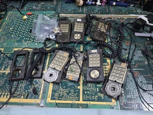 Mattel Intellivison GENAUES KONVOLUT 6-DEFEKT-TEIL-TEILE-UNBEKANNT-TEILE-ALLES LESEN - Bild 1 von 20