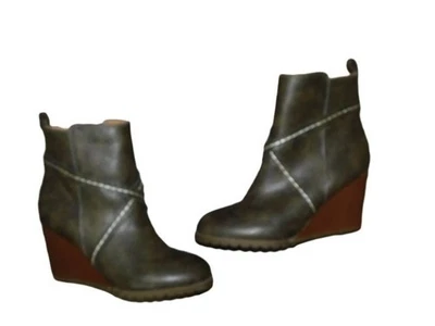 Diba Size 10M Side Zip Wedge Heel Faux Leather Ankle Boots Casual - Image 1 of 3