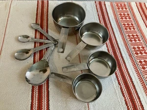 4 Stück Messbecher Edelstahl Set & 4 Stück Aluminium Messlöffel Set - Bild 1 von 21