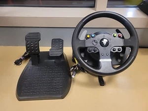 Thrustmaster TMX Force Feedback volante da corsa con pedali per ricambi non testato - Foto 1 di 1