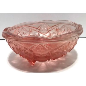 Vintage McKee Carnival Glass 3-Footed Bowl TOLTEC Pattern Cherry blossom pink 7" - Picture 1 of 7