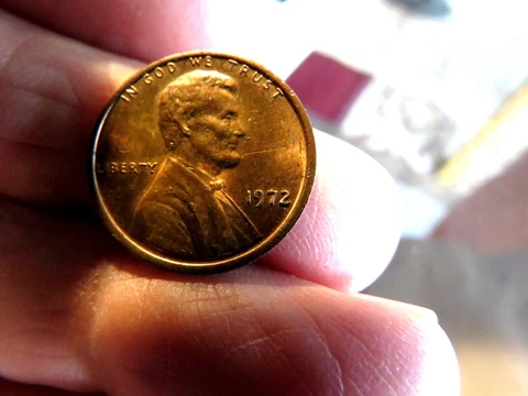 Brilliant Uncirculated 1972 LINCOLN CENT ERROR DATE IS DOUBLED Cover
