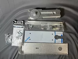Cierre oculto Dorma RTS88 105 NHO TALLA 3 25pkg - Imagen 1 de 5