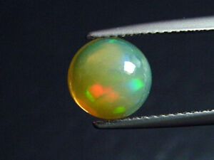 Opal / Edelopal 1,95 Ct. 8,5 mm Rund Cabochon (8986m)