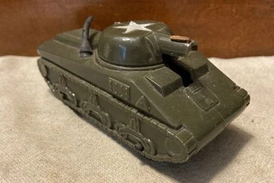 De colección Marx EE. UU. 4,5” Plástico Duro Motor de Fricción Ejército Tanque Juguete Foto 1 de 4