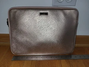 Kate Spade Padded Laptop Bag Rose Gold Metallic Gold Zipper - Picture 1 of 13