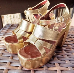 True Vintage 1970's Gold Platform Sandals Retro Disco Pumps sz 5.5 6 Collectable - Picture 1 of 6