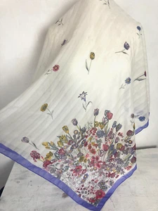 Bufanda de Colección Mary Quant Cuello Bufanda Púrpura Blanco Flores Forma Cuadrada - Imagen 1 de 7