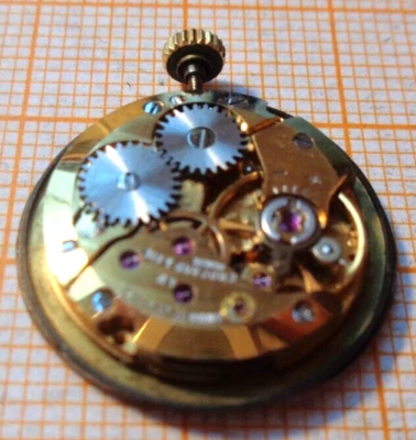 Älteres Handaufzug Werk CHOPARD ETA 2512  defekt Unruhe OK MB - Image 1 of 2