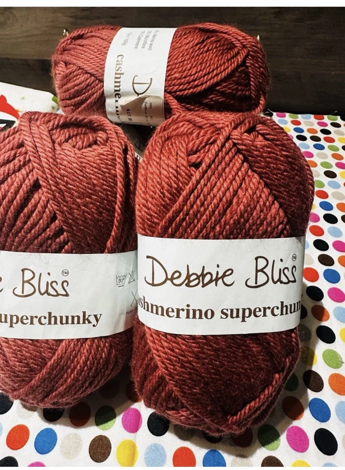 Lot of 5 Debbie Bliss Cashmerino Super Chunky Yarn. Made In Italy. Colour: 16010 - Image 1 of 4