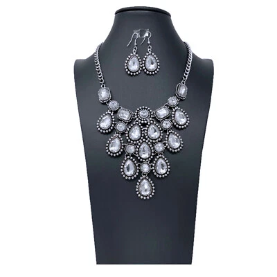 Orecchini Collana Cristalli Goccia Set Donna Classic Brillante Elegante Argento  - Immagine 1 di 2