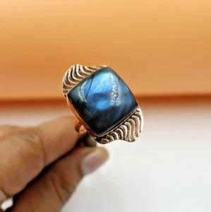 Blue Labradorite Healing Ring Designer Copper Handmade Spiritual Textured Ring - Bild 1 von 7