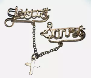 Jesus Saves Pin - Handmade - Picture 1 of 3