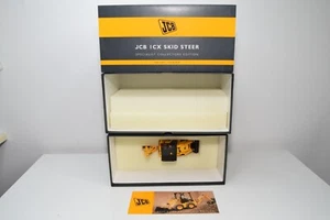 B27 1:32 ERTL 40571 JCB ICX SKID STEER CRANE SHOVEL TRACTOR MIB 1 - Bild 1 von 14