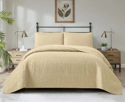 3pcs Bedding Quilted Ultrasonic Bed Cover Double Quilt Three-piece Bed Sheet - Image 1 of 4