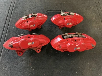 ✅14-20 OEM BMW F22 F23 M235i M240i JUEGO DE PINZAS DE FRENO DELANTERAS TRASERAS Brembo rojo Foto 1 de 4