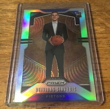 2019-20 Panini Prizm Silver Deividas Sirvydis #298 Detroit Pistons Rookie Card