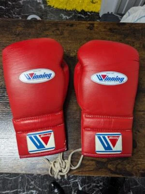 Winning Boxhandschuhe MS-500 14 oz Schnürung Profi Typ Rot JAPAN Gebraucht - Bild 1 von 2