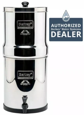 Travel Berkey Water System Blemished w/2 BRAND NEW Ceramic Filters !! - Image 1 of 4