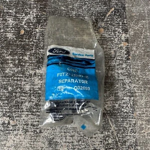 NUEVO CLIP DE ALAMBRE GENUINO OEM FORD "SEPARATOR", F0TZ-12297-E - Imagen 1 de 4