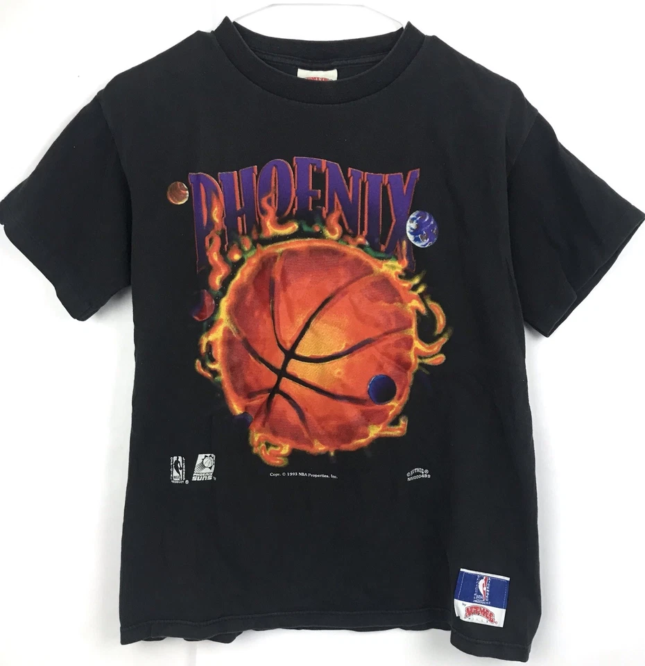 Camiseta De Colección 1993 Nuez moscada Phoenix Suns Logo Grande Fuego Espacio Exterior Niños Talla Grande Foto 1 de 4
