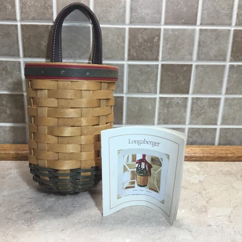 2002  Longaberger Santa's Helper Hanging Basket With Leather Strap/ Protecter Cover