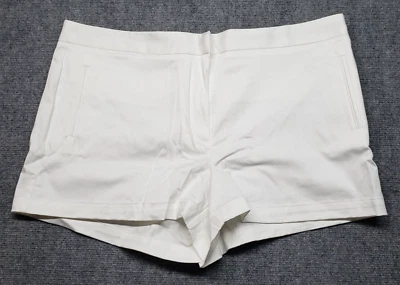 Worthington Chino Shorts Womens Size 18 White Solid High Rise Flat Front New - Image 1 of 4