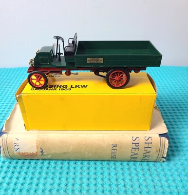 Réplica de juguete alemán 982 vintage diecast MAN 1903 con caja Foto 1 de 4