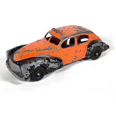 Hubley Kiddietoy # 459 • Taxi cabina naranja y negro • 7" de largo • fundido a presión Foto 1 de 4